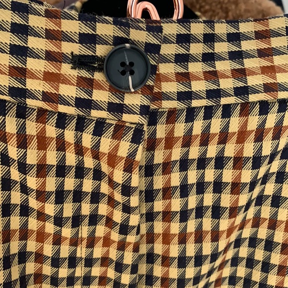 Two piece patterned suit - Picture 4 of 13